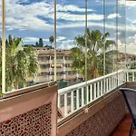 2 Bedroom Lovely In Apartmán Fuengirola
