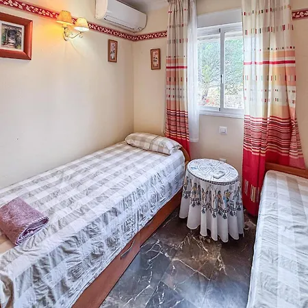 2 Bedroom Lovely In Apartmán