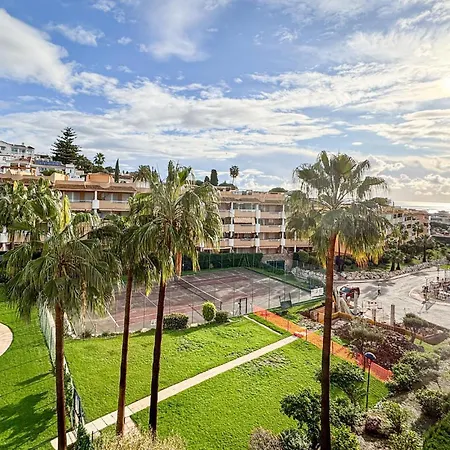 Appartamento 2 Bedroom Lovely In Fuengirola